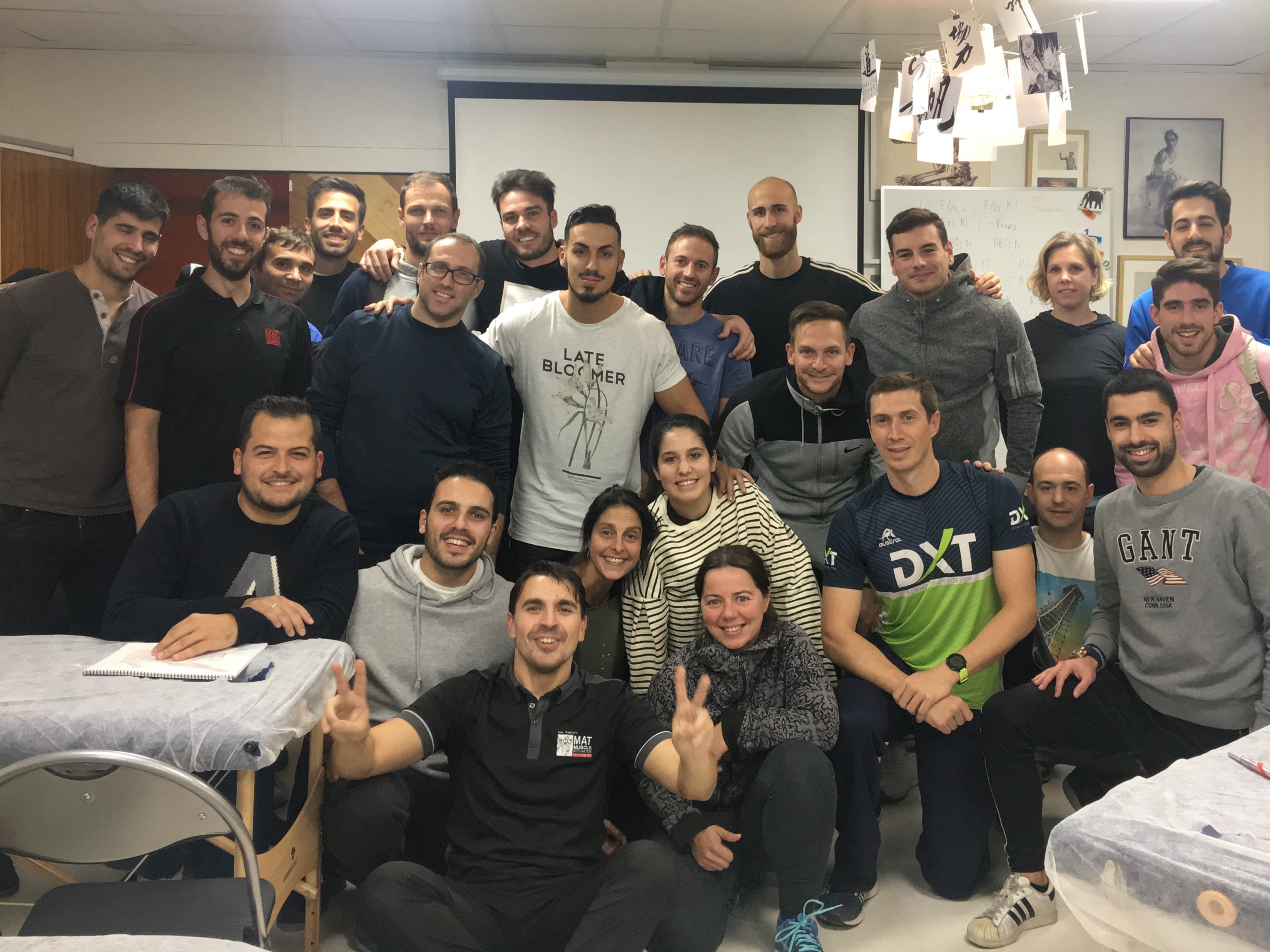 Alumnos ACTIVAPRO durante una masterclass práctica